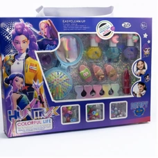 Подарочный набор Huntrix (детский бьюти-бокс) Подарочный набор Huntrix (детский бьюти-бокс)