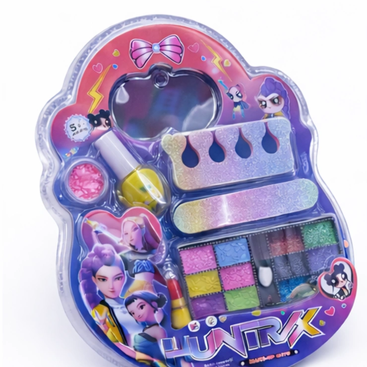 Подарочный бокс детской косметики HUNTRX Подарочный бокс детской косметики HUNTRX фото 2